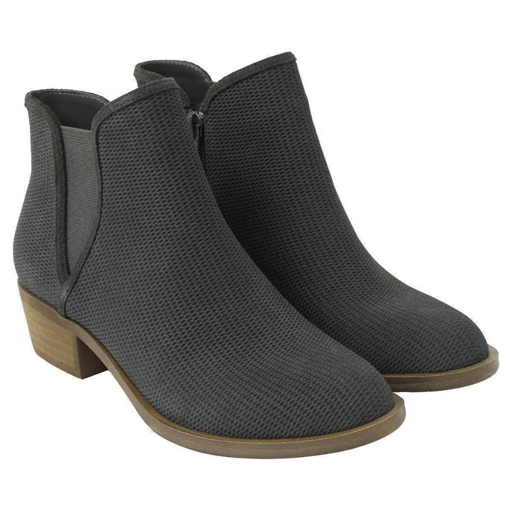 Kensie Gerona Dark Gray Women's Suede Casual Short